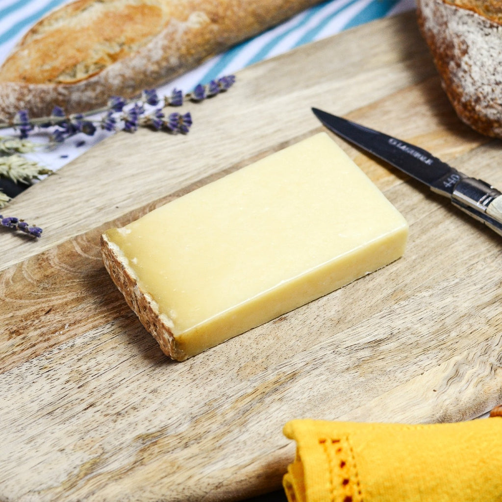 Cantal french cheese - Maison Duffourg