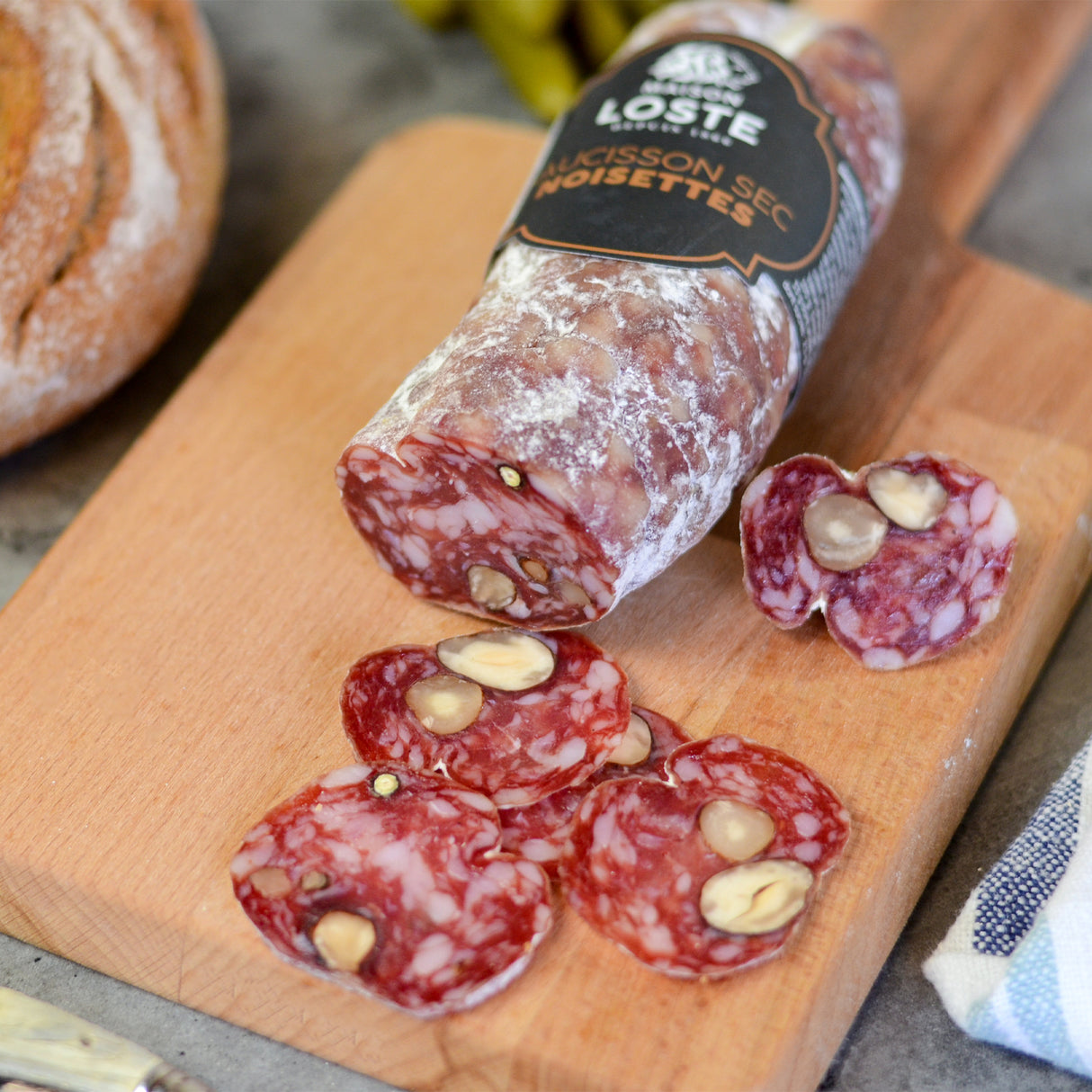 Hazelnut saucisson