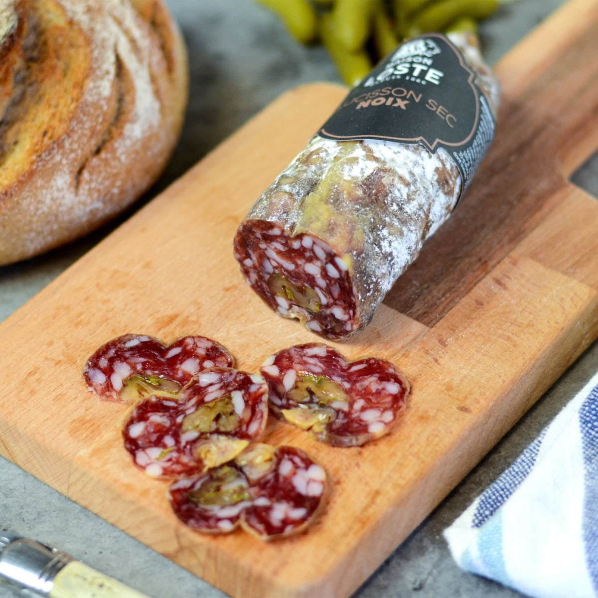 Saucisson With Walnuts