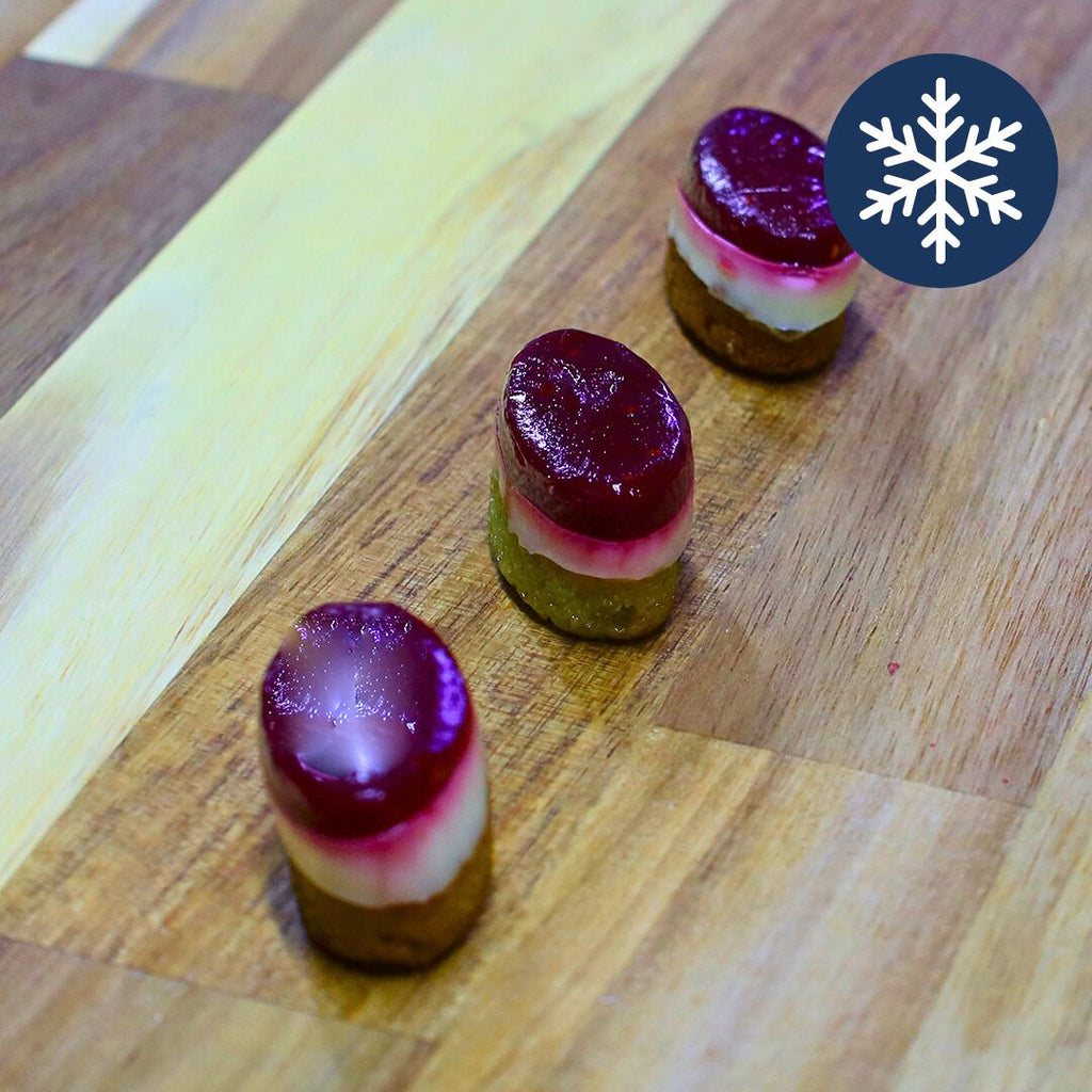 Mini morello cherry and pistachio moelleux, UAE, Maison Duffour