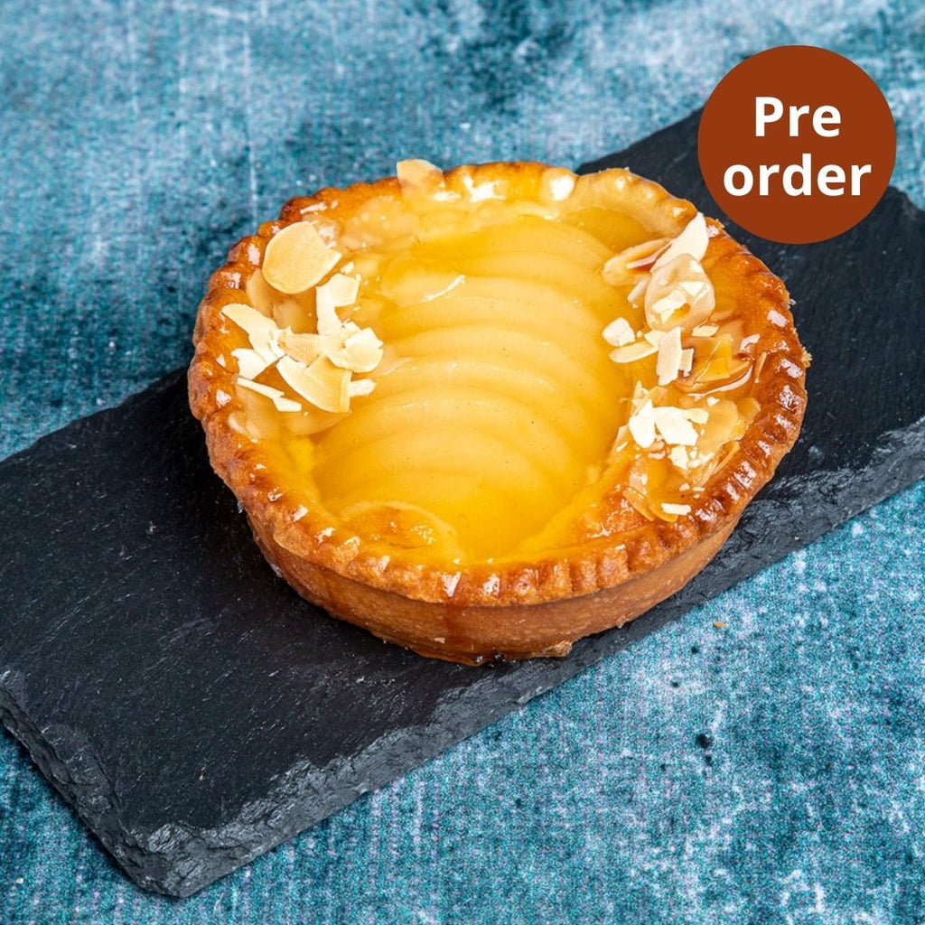 Bourdaloue tartlet is a pear with almond paste tartlet