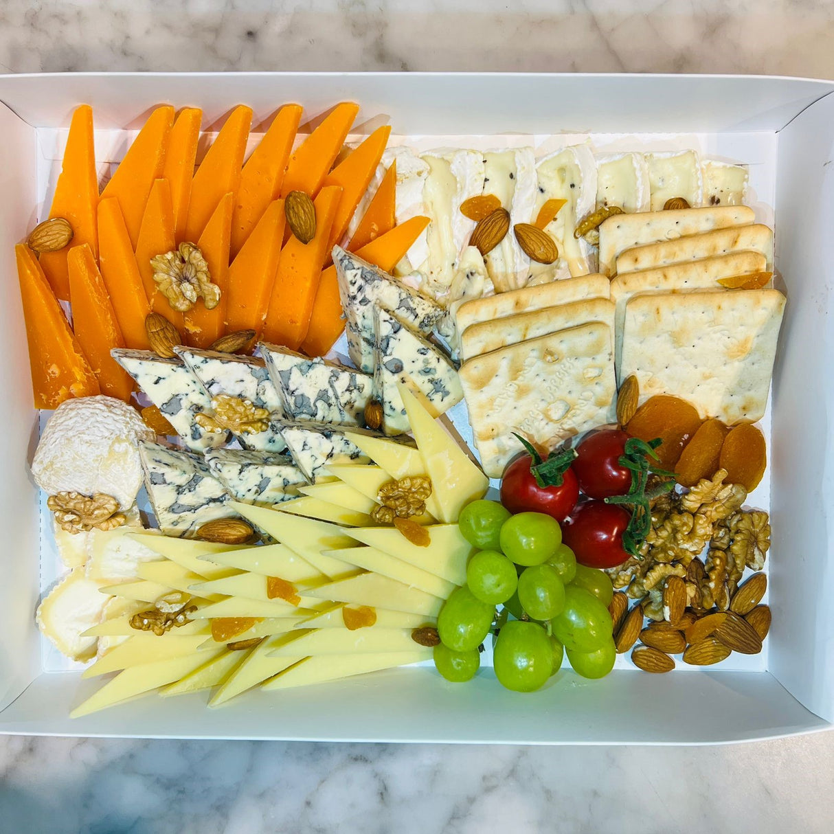 Cheese platter - Premium