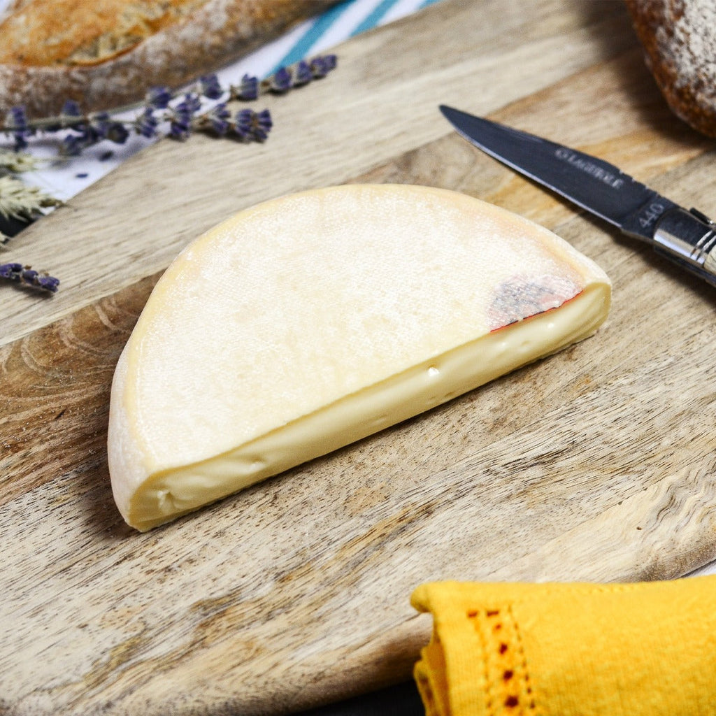 Half Reblochon de Savoie french cheese - Maison Duffour