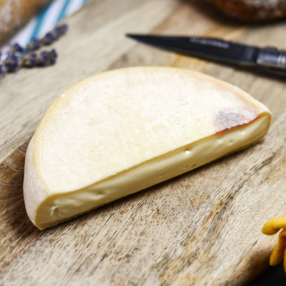 Half Reblochon de Savoie french cheese - Maison Duffour