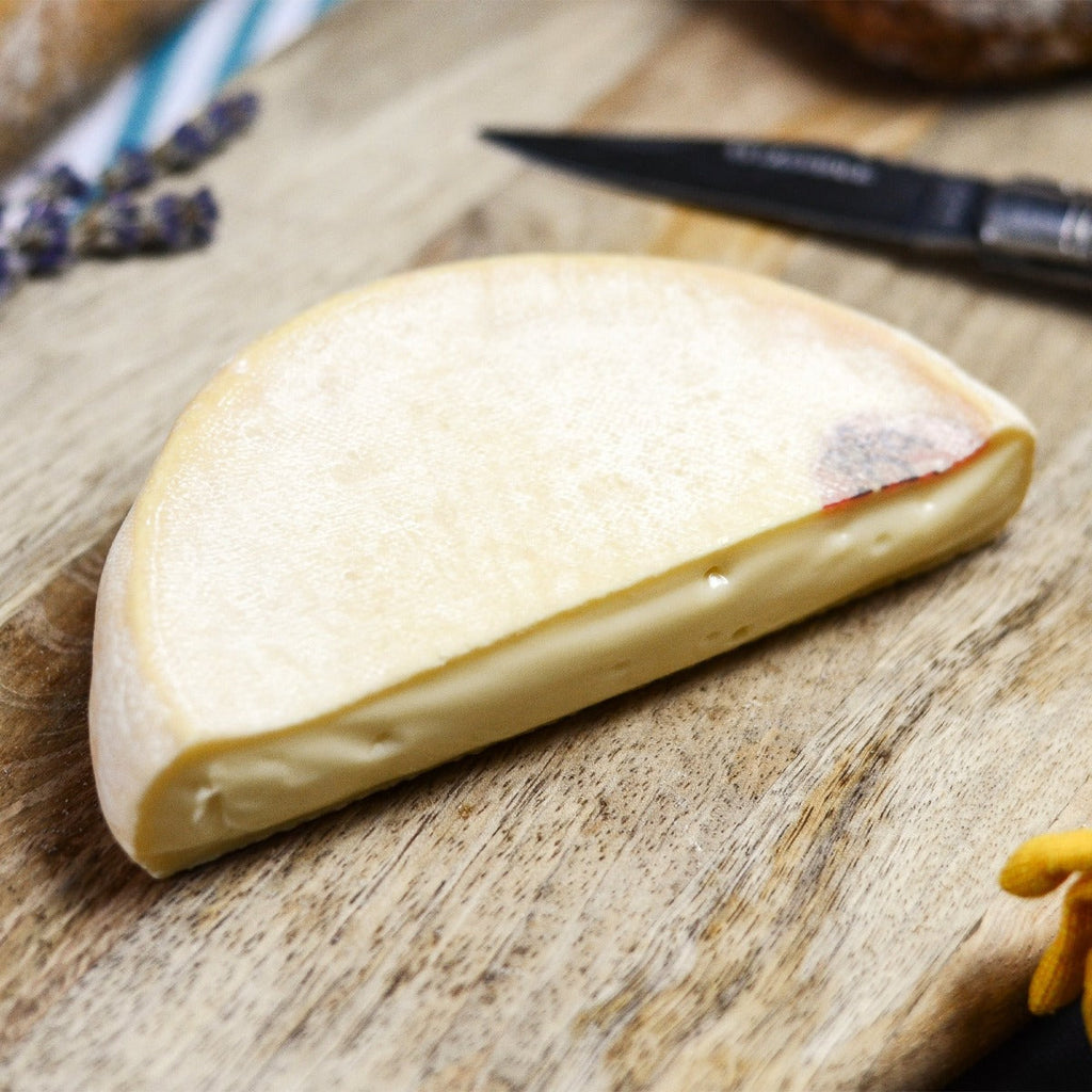 Half Reblochon de Savoie french cheese - Maison Duffour