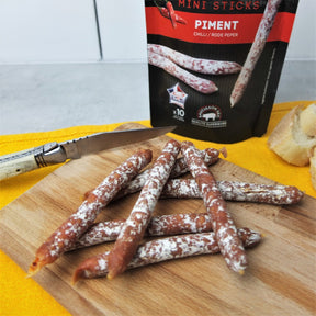 Mini chili saucisson sticks, France | Maison Duffour 