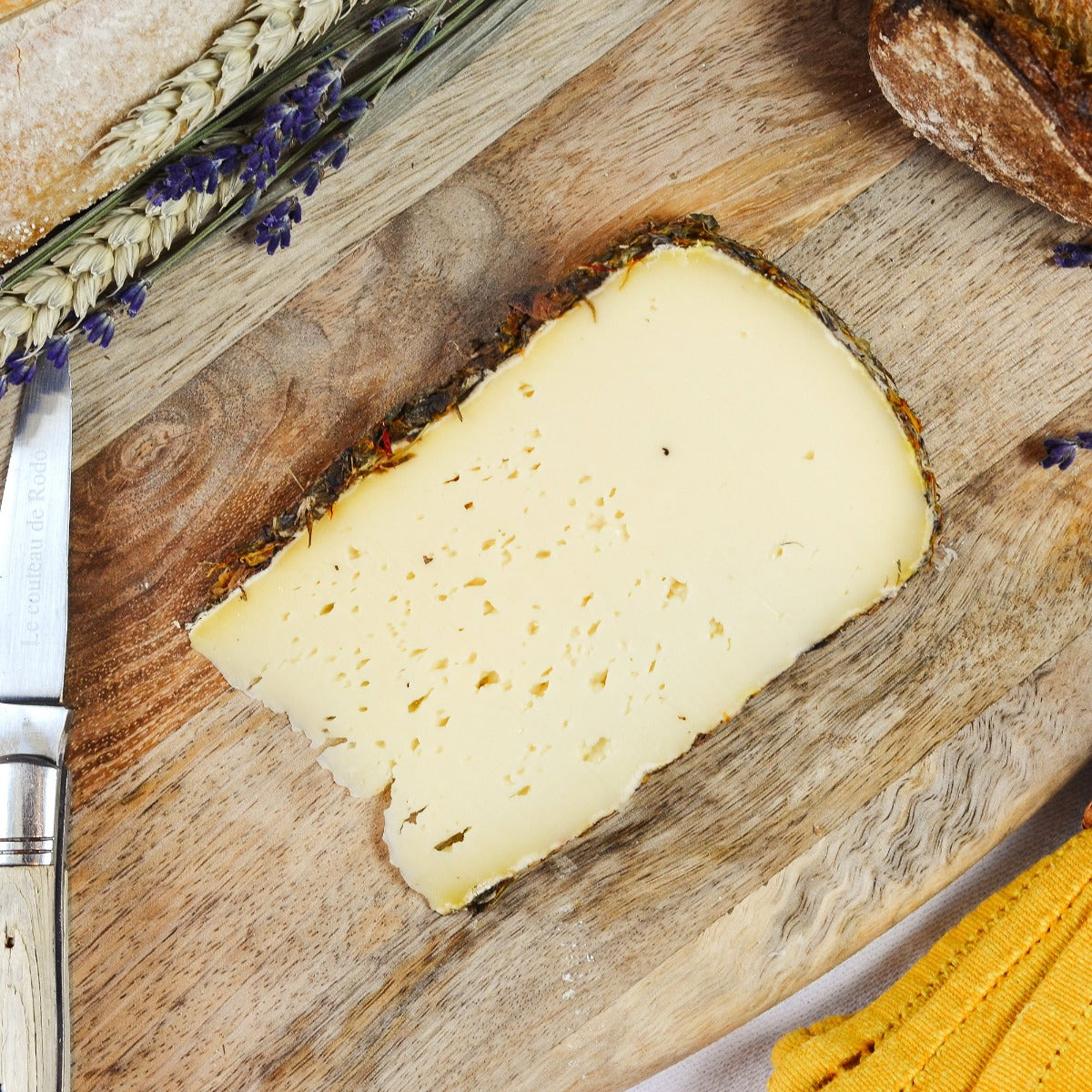 Tomme aux  fleurs